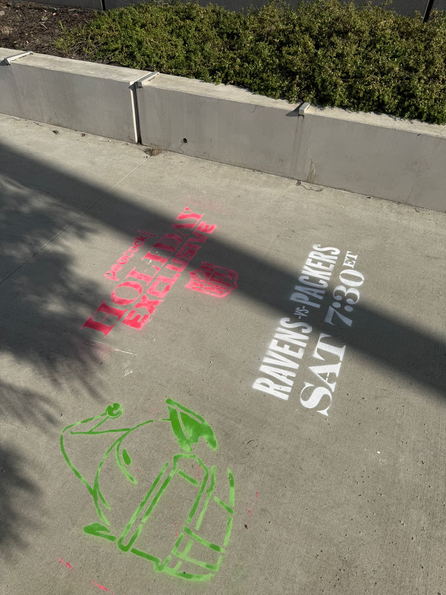 Stencil 8.3 Arts District Hope St